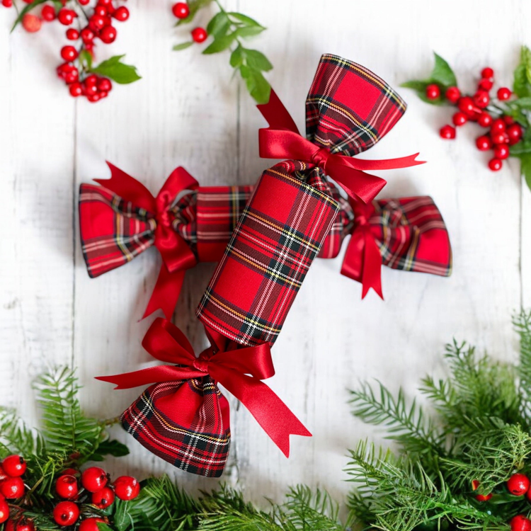 LUXURY REUSABLE CHRISTMAS CRACKERS - HANDMADE IN IRELAND