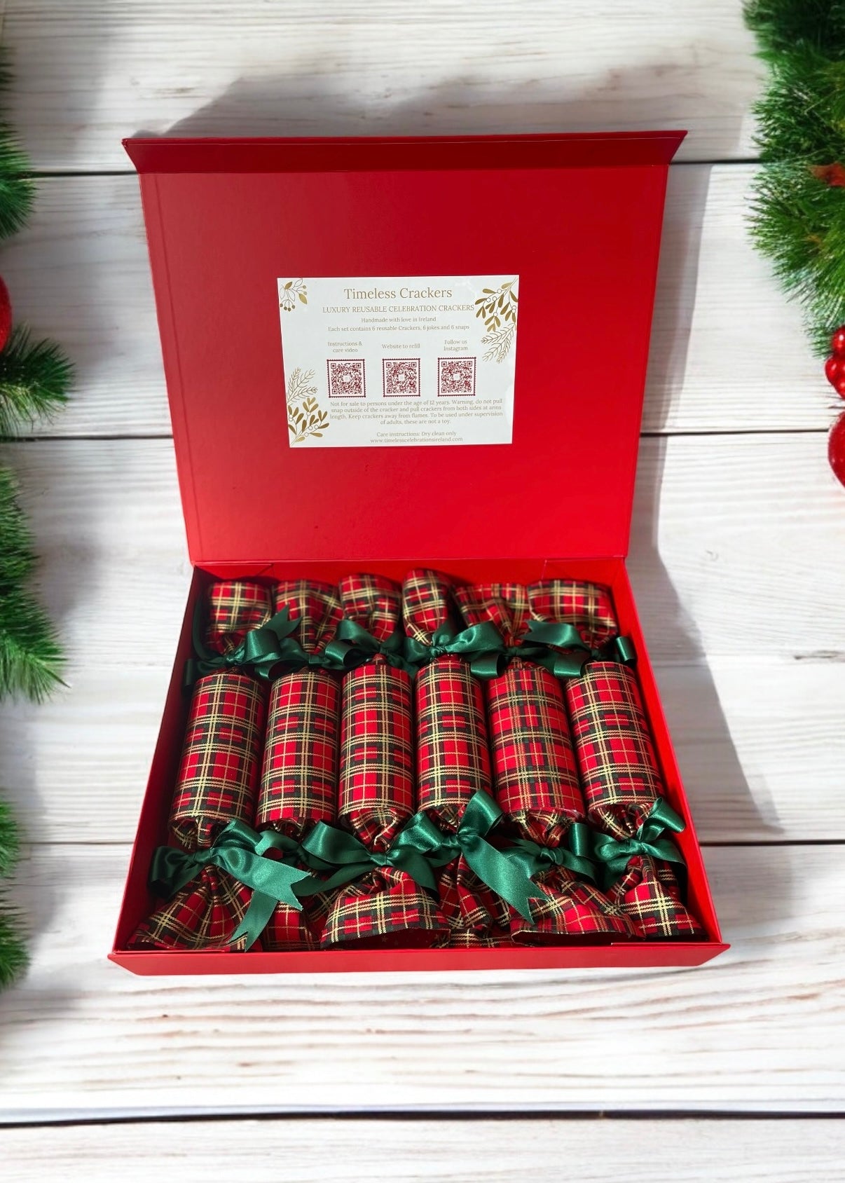 Luxury Christmas Crackers - Christmas Tartan Red