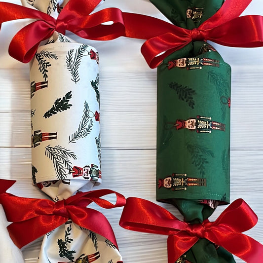 Luxury Christmas Crackers - Nutcracker Mixed Green &  White